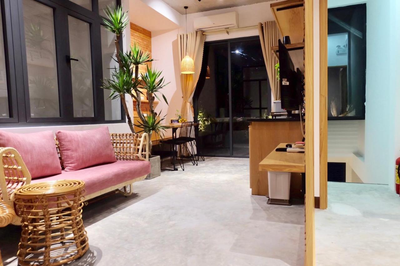 Apartment Uri House, 1- 2 Bedroom Tourism Apt, 5' Walk Dragon Bridge Da Nang