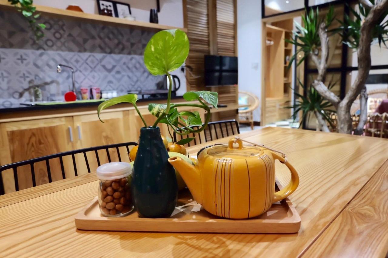 Uri House, 1- 2 Bedroom Tourism Apt, 5' Walk Dragon Bridge