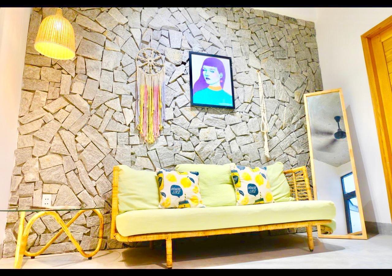 Uri House, 1- 2 Bedroom Tourism Apt, 5' Walk Dragon Bridge